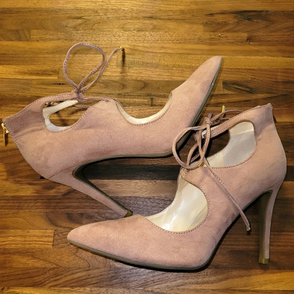 Marc Fisher Ankle Tie Pumps - Picture 2 of 6